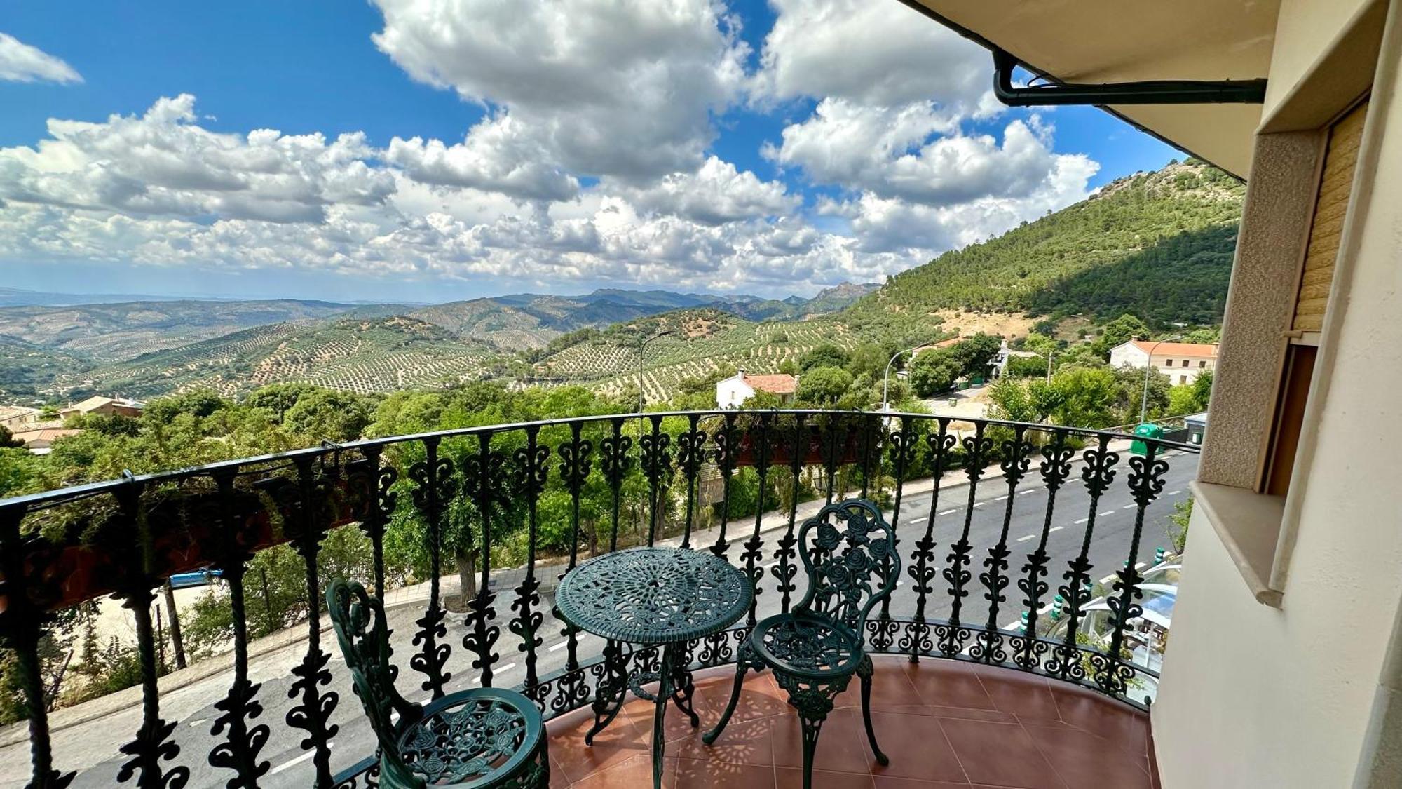 Hotel El Curro Burunchel Extérieur photo